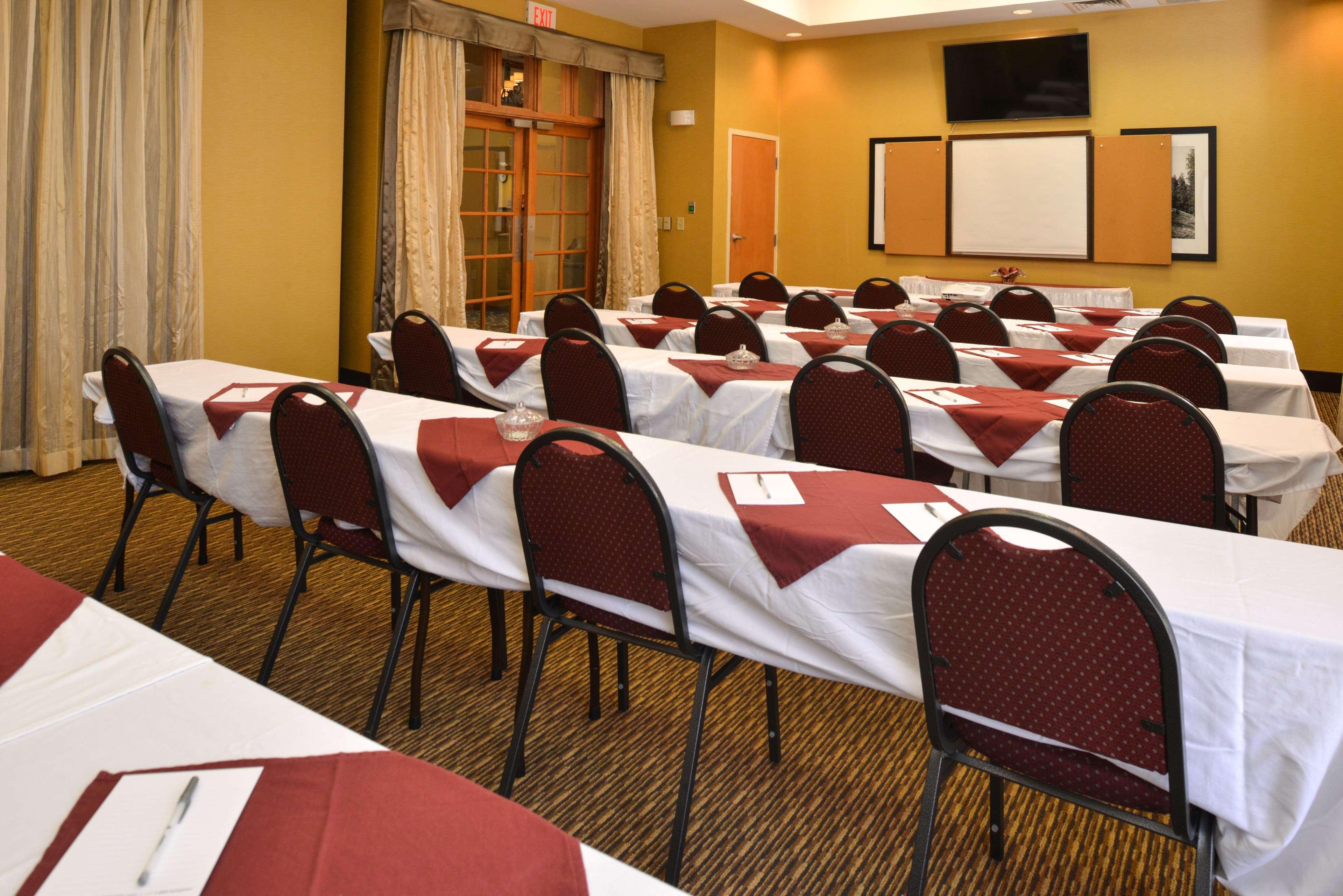 Hampton Inn & Suites Pueblo-Southgate Luaran gambar