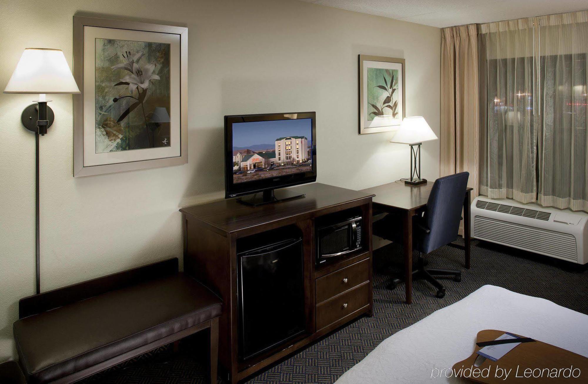 Hampton Inn & Suites Pueblo-Southgate Bilik gambar